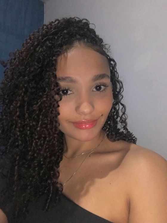 Duda Gonçalves, aprovada duas vezes em Medicina (vestibular PPI)